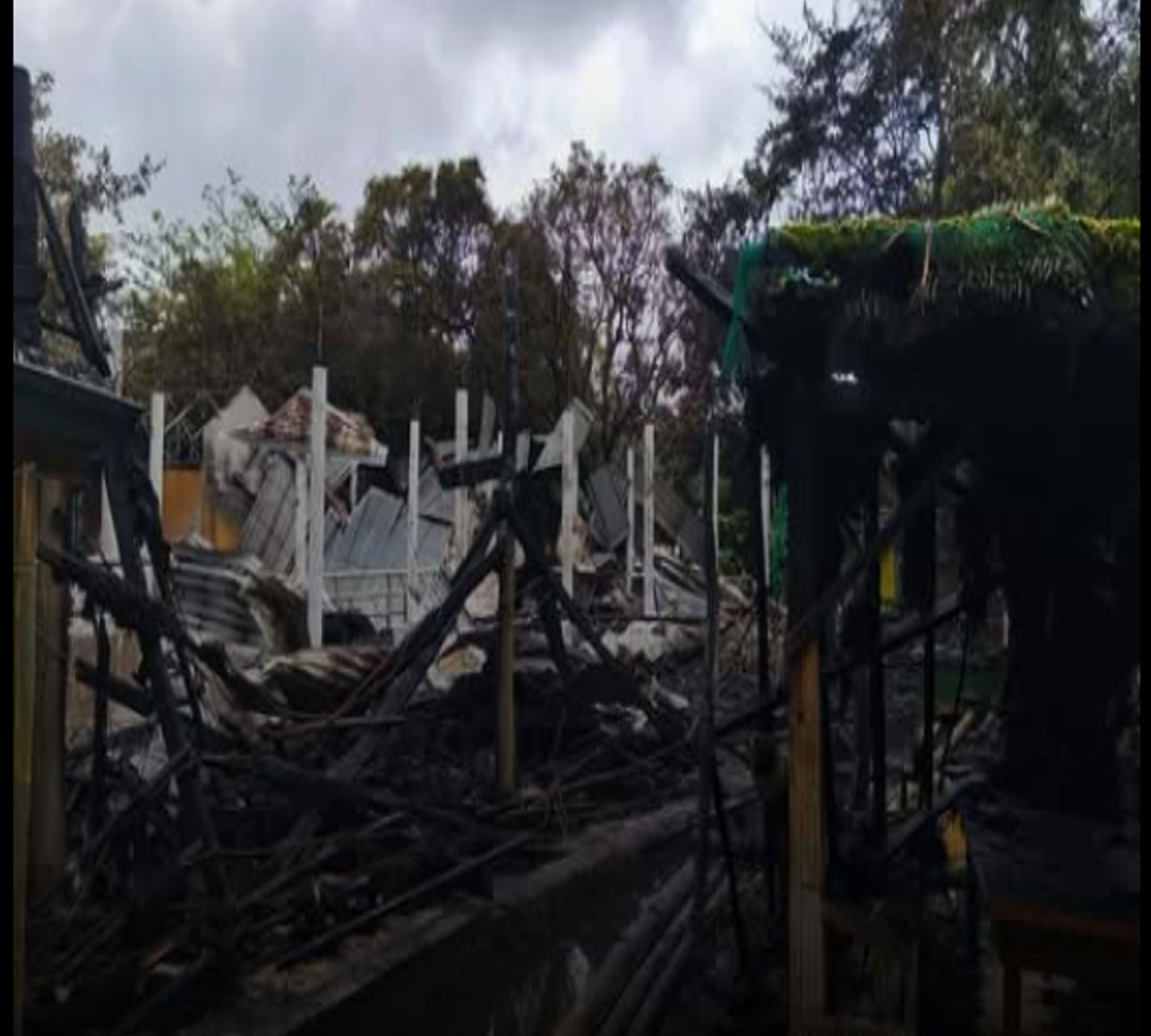 Popular Tayabas Palaisdaan Restaurant burns in early morning blaze — Was fire safety overlooked?